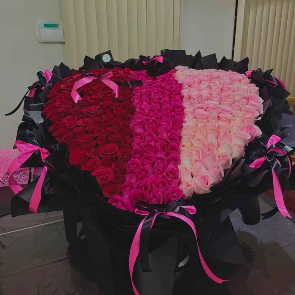 Arreglo de 250 rosas