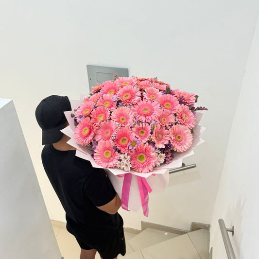 Ramo de 30 gerberas rositas