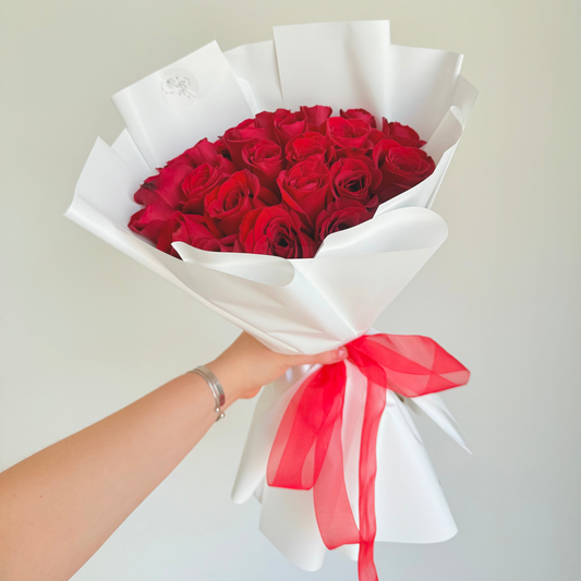 Ramo de 24 rosas rojas