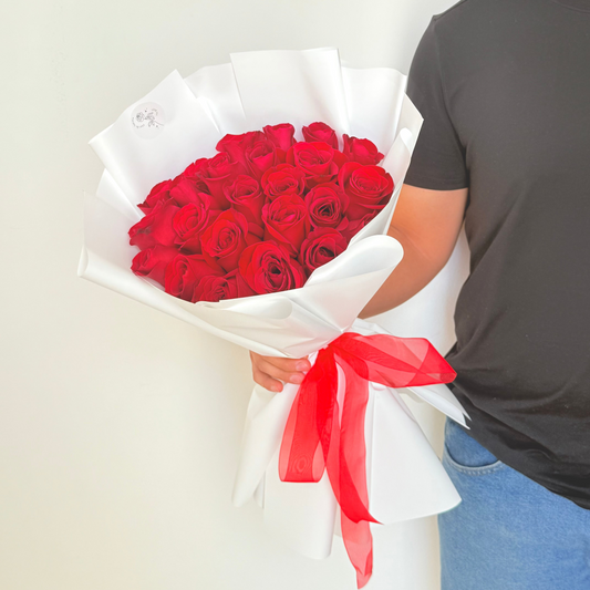 Ramo de 24 rosas rojas