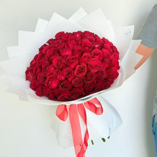 Ramo de 70 rosas rojas